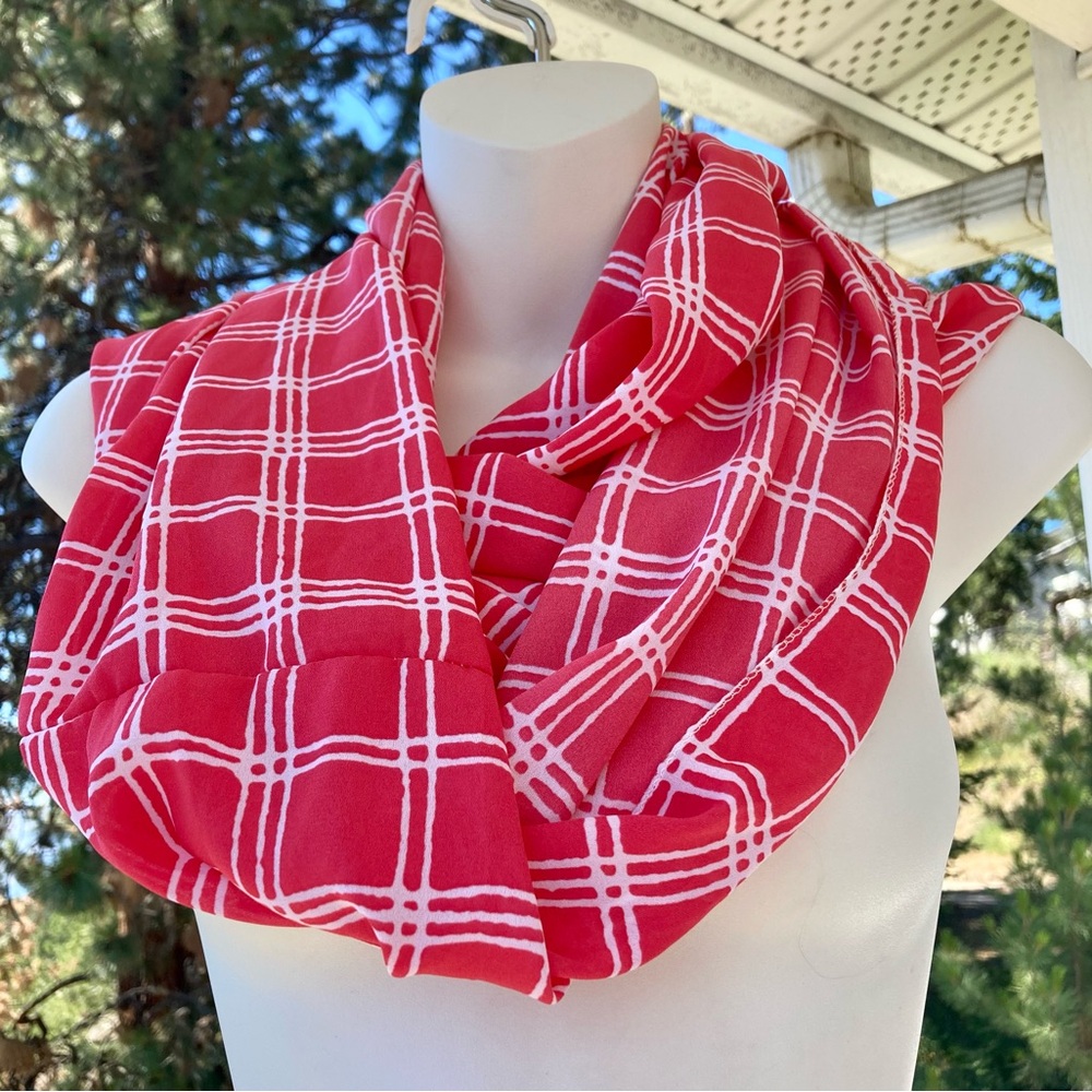 NWT Red Plaid Women's Infinity Scarf